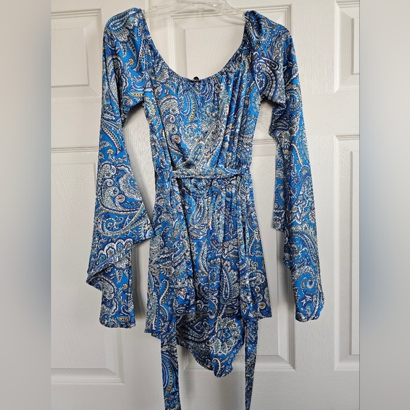 Forever Vacation Romper - Picture 4 of 4